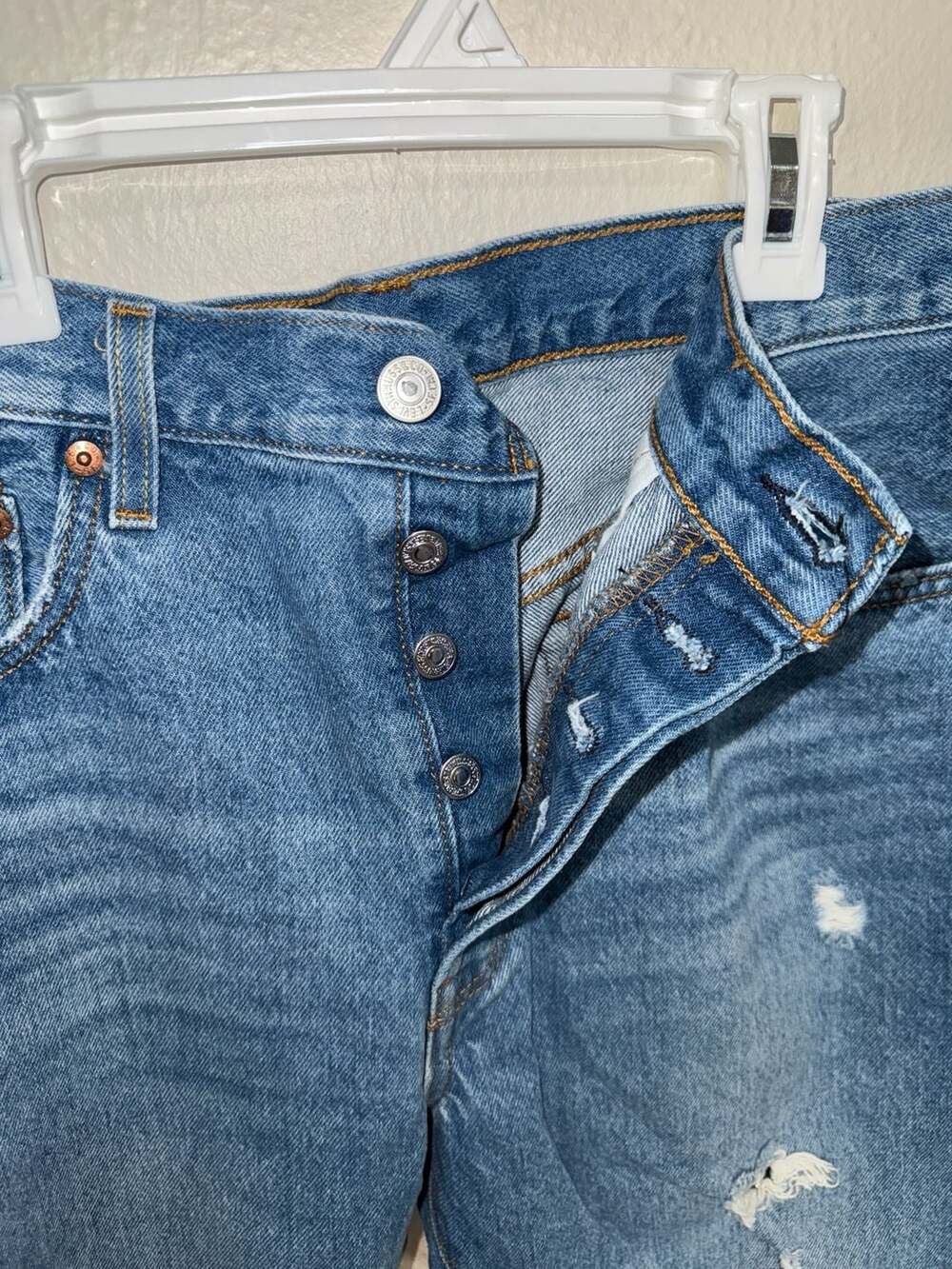 Levi's 501 Original Fit High Rise Distressed Straight Leg Jeans W29 L30 - Picture 5 of 9